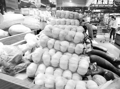 輕質(zhì)隔墻板